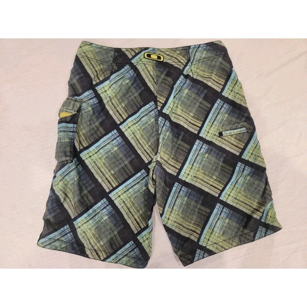 Oakley Board Shorts‎ Men 33 Plaid Geometric Surf Swim Trunks Y2K W/ Wax Comb